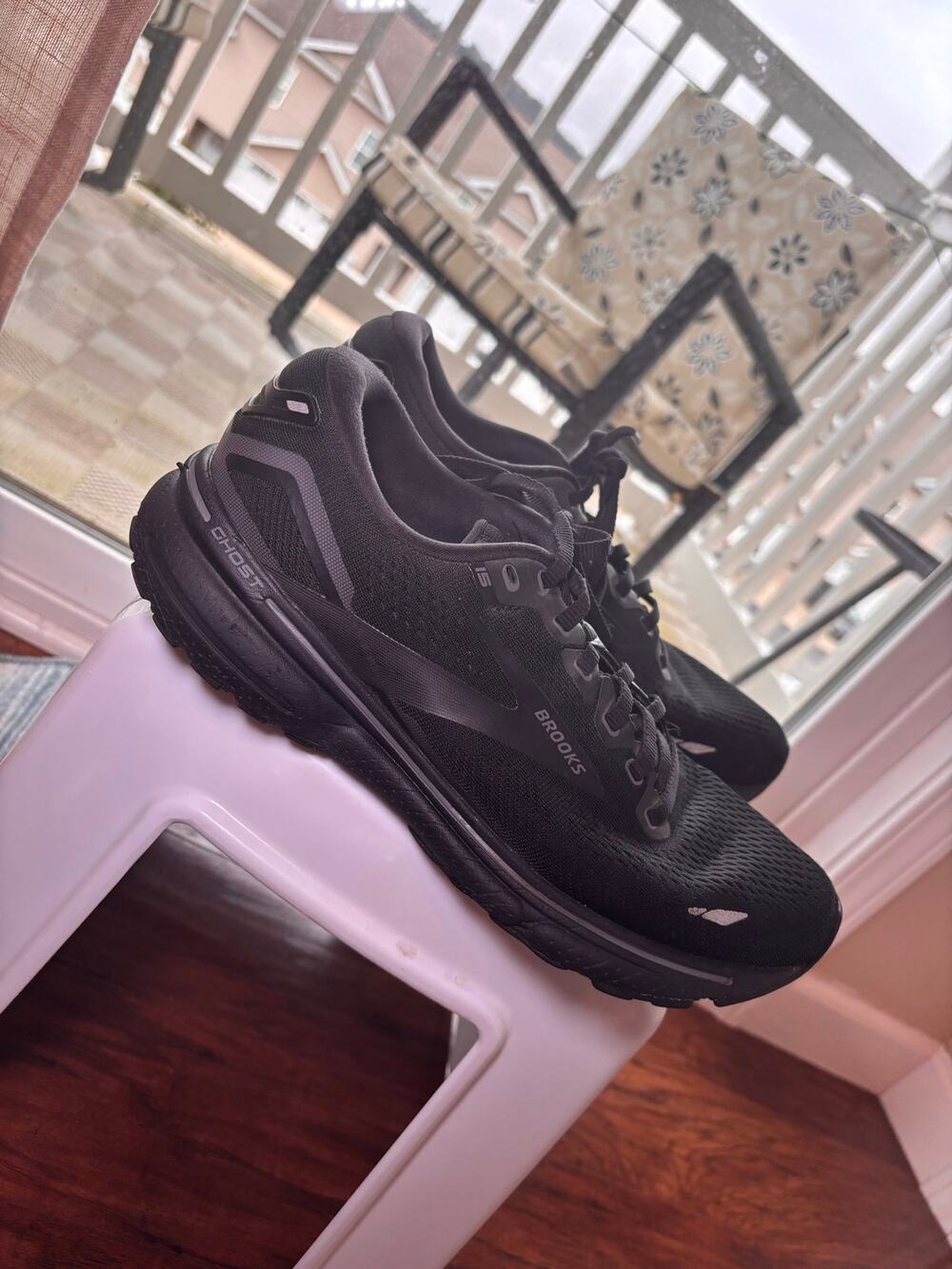 Brooks Women’s Black Running Shoes Size 10 Narrow 2A Athletic Sneakers